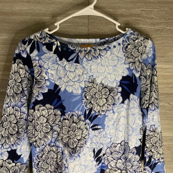 Women’s Ruby Rd. Floral Blouse - Picture 4 of 6